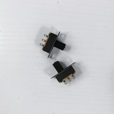 拨动开关 SS12F32G9